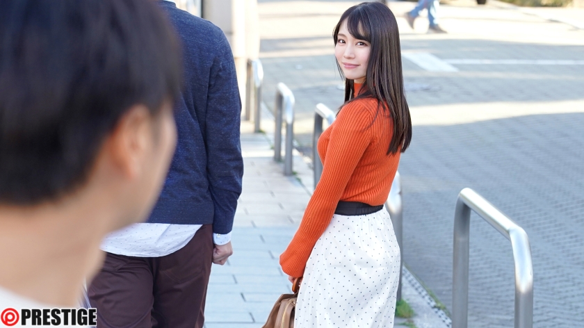 隣に引っ越してきた、綺麗な新婚妻と… 鈴村あいり【MGSだけのおまけ映像付き+35分】  パッケージ