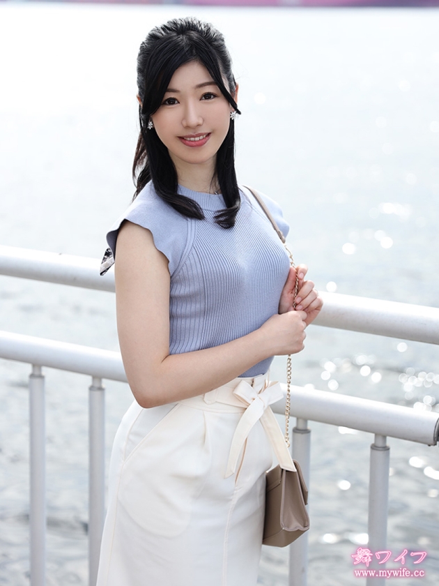 青山華恋 1  パッケージ