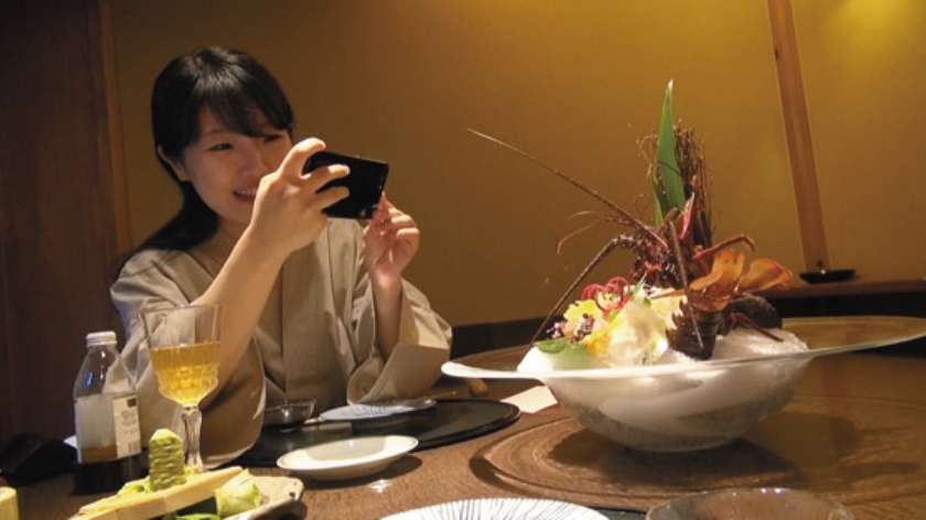 人妻不倫旅行 #176  パッケージ