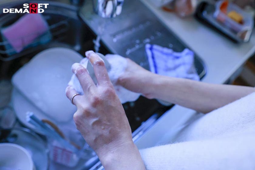 キミの閉経前の卵子に何度も射精して、赤ちゃん孕ませてあげるね～ある人妻と大学生の4か月間孕ませ不倫記録～小山市在住43歳 一児の母 パート勤務  パッケージ