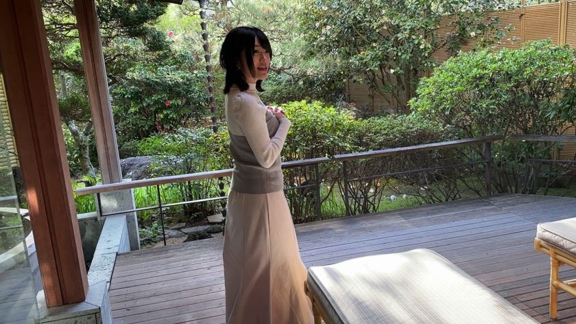 人妻になった元カノを本能のままにハメまくる 性交まみれの不倫旅行 メス汁かけ流し温泉 南梨央奈  パッケージ