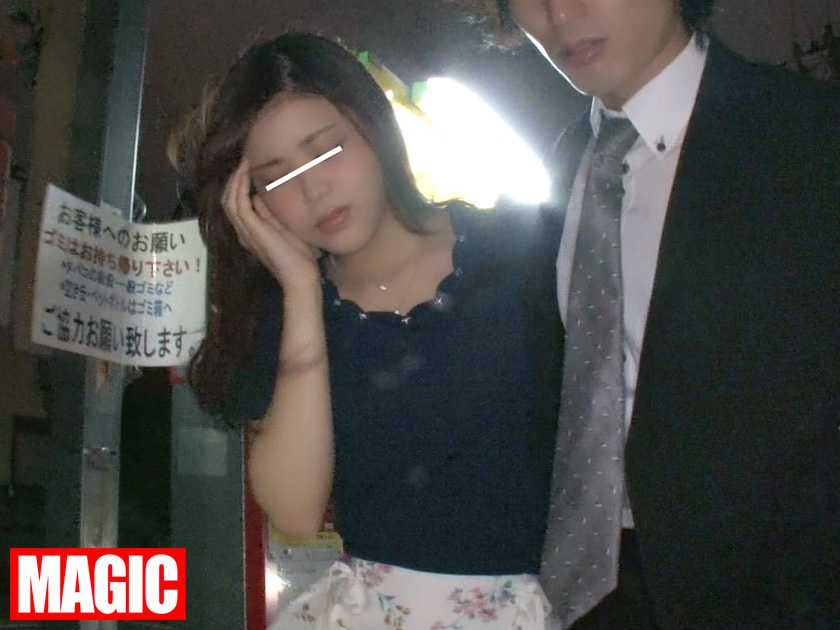 「他の男に抱かれてくれないか…？」愛する夫の為に他人に抱かれる寝取らせ献身妻。桜木優希音 紗凪美羽 星乃レイア  パッケージ