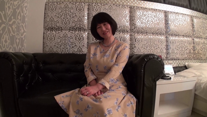 金田さおり (53) 中出し熟女  パッケージ