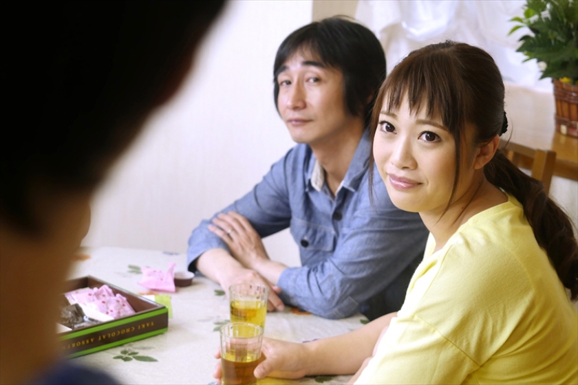 「絶対声出しちゃダメ！」誘惑してくる兄貴の嫁と危ない関係になっちゃった俺  桜木優希音 羽田璃子  パッケージ