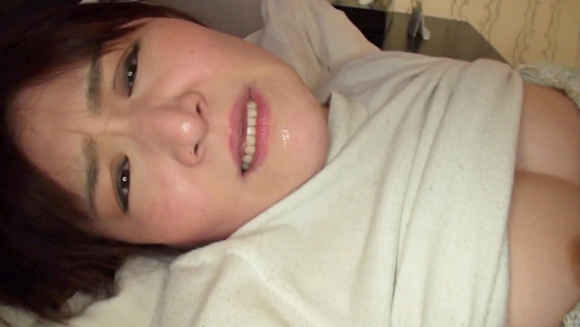 矢吹ひとみ 50歳 中出し熟女  パッケージ