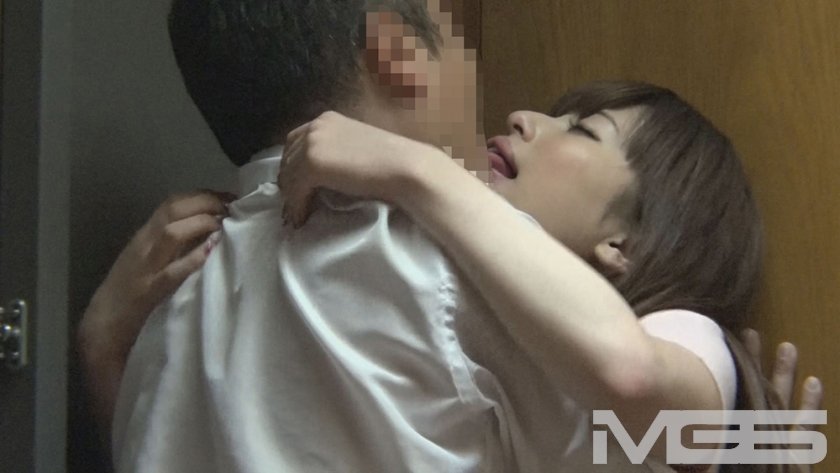 うちの妻にかぎって、、、「(キス)やめるのヤダ……」目を潤ませながらそう言うと僕の妻は他の男にカラダを許した【寝取られ】人妻中出し【NTR】 21 早川瑞希  パッケージ