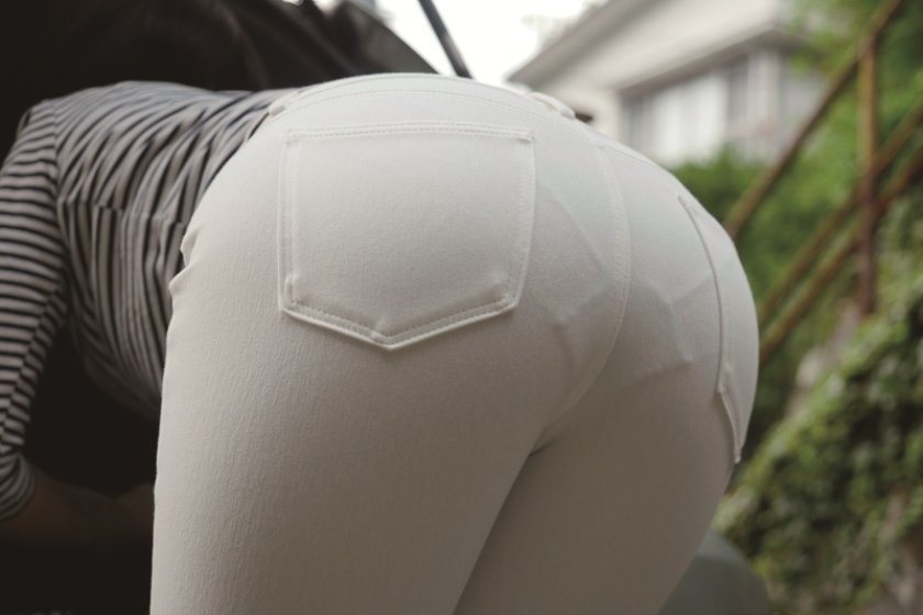 美味しそうなハメ腰・美尻の女をガン突きしちゃった俺 心花ゆら 明海こう 篠田ゆう  パッケージ