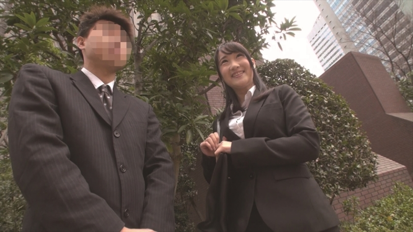 素人男女観察AV モニタリング 新卒社会人1年目の女部下と既婚の男上司がラブホテルで6個入りコンドームを一箱使い切ったら100万円！！ 上司と部下の一線を越えて、はたして2人は何発不倫発射してしまうのか！？  パッケージ