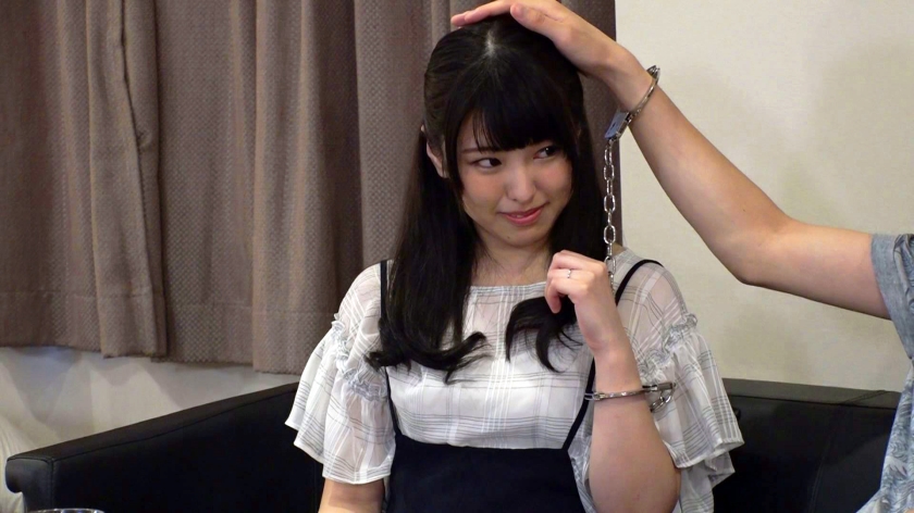 カオリさん 23歳  パッケージ