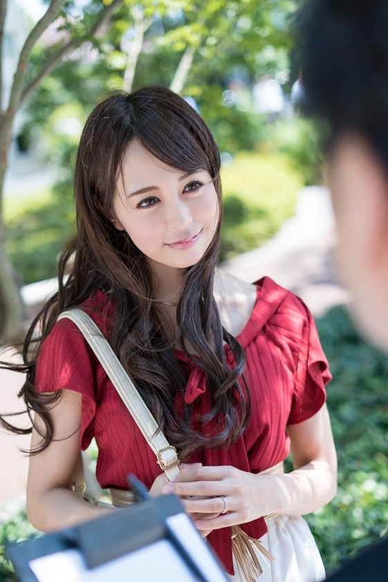 ファーストクラス絶品妻ナンパ 連続イカセFUCK 生中出し 4  パッケージ