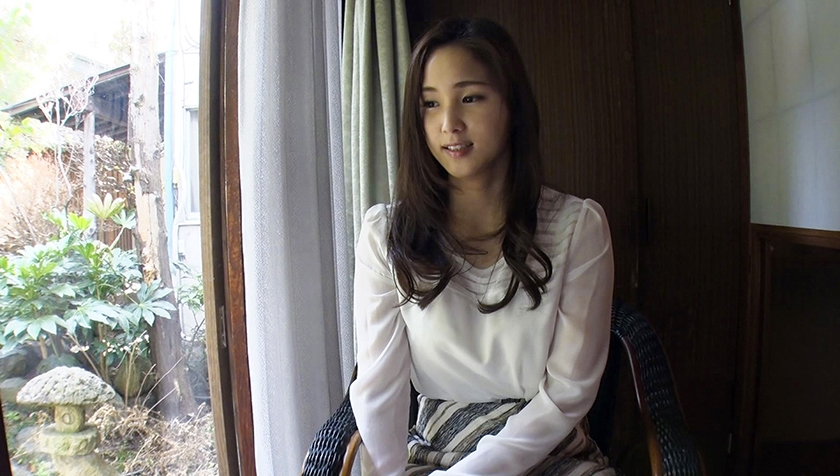 中出し人妻不倫旅行 瀬戸すみれ  パッケージ