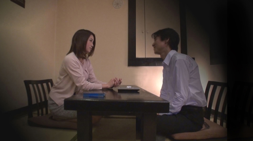 人妻リアル不倫 流出ラブホ盗撮 夫以外の男性と激しく絡み合う人妻達の衝撃の性本能…。  パッケージ